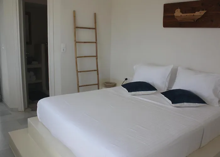 Orkeli Casa * Πλάκα