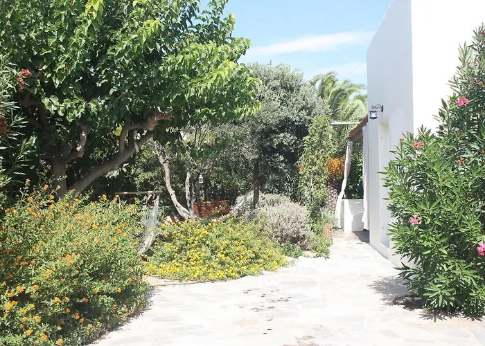 Orkeli Casa * Πλάκα